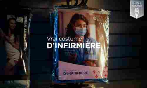 OIIQ - Vrai costume d'infirmière - Galerie Studio
